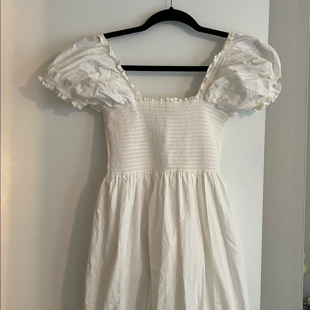 Elegant White Maxi Dress